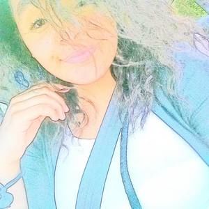 Meet your Posher, Deniesha